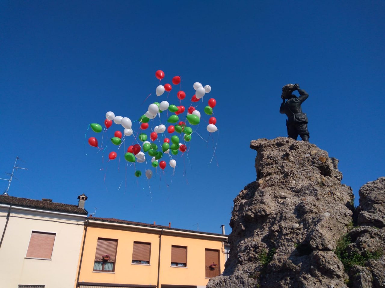 Pandino festeggia la Festa della Repubblica FOTO