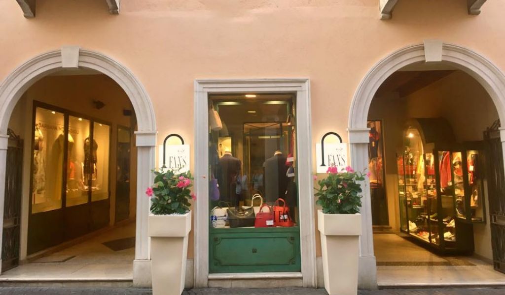 Spaccata a “I Fans” di Crema, bottino di 4mila euro