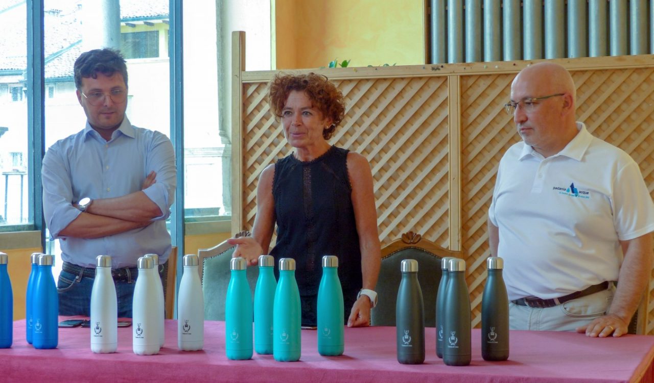 Plastic free: fontanelle in Comune e borracce per i dipendenti