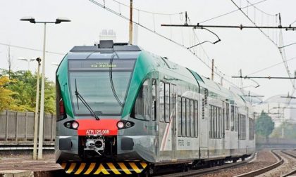 Maltempo, rami sui binari: bloccata la circolazione ferroviaria