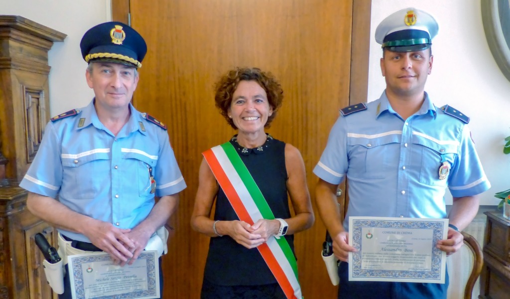 Scoprono una rete di truffe e false attestazioni: oggi arriva il riconoscimento dal Sindaco