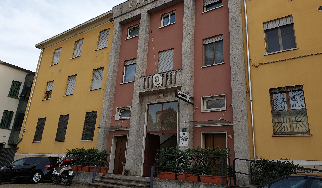 “Mi hanno scippata”, ma era tutto falso: denunciata 73enne