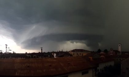 Altro downburst sulla Bassa, altra bufera: danni ingenti FOTO