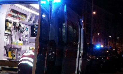 Auto fuori strada a Sergnano, due giovanissimi in ospedale SIRENE DI NOTTE