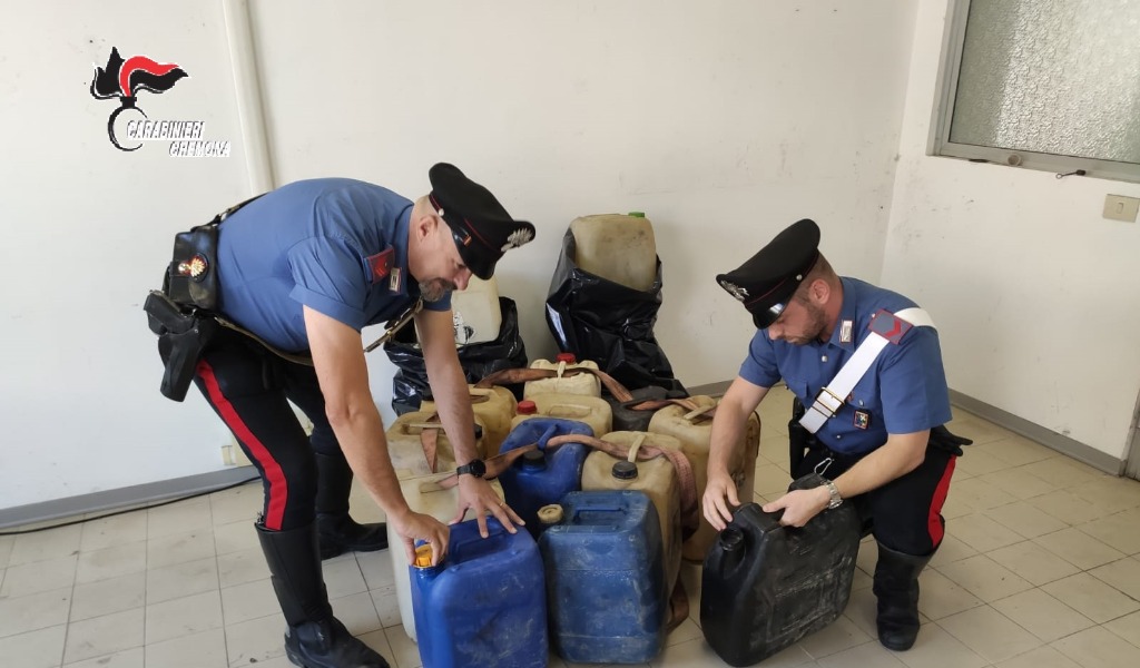 Stufo dei continui furti di gasolio installa fototrappola: preso ladro seriale