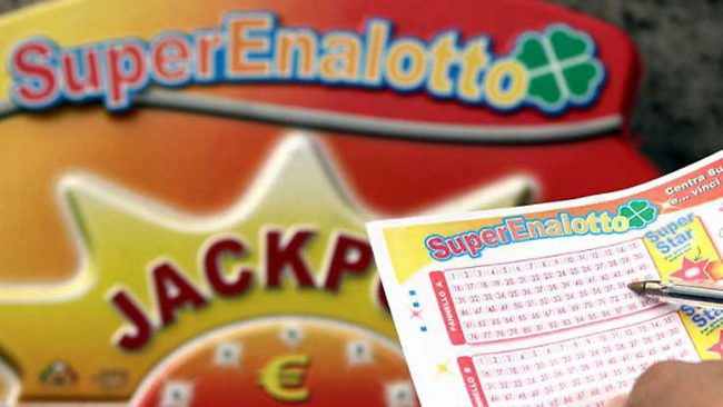 Dea bendata a Cremona, fortunato giocatore vince quasi 14mila euro al SuperEnalotto