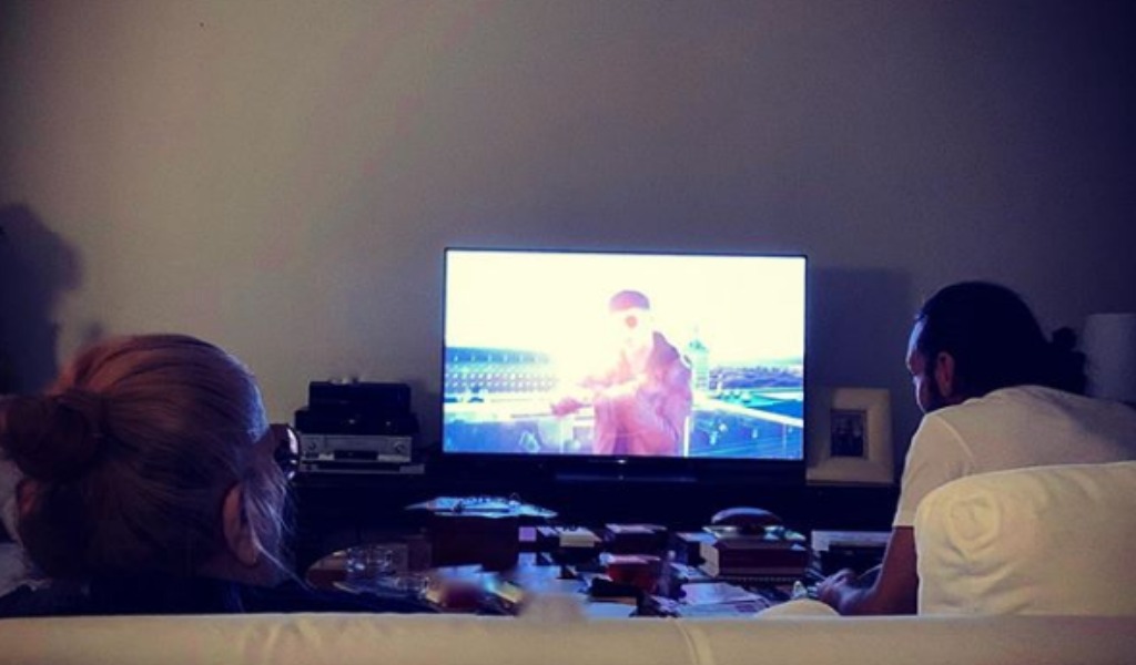 Dopo anni di assenza dalle scene, Mina riappare a sorpresa in una foto su Instagram