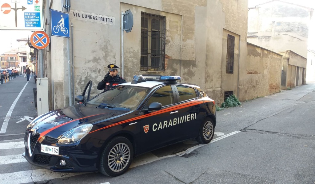 Denuncia di essere picchiato da sconosciuti: in realtà era stato l’amico