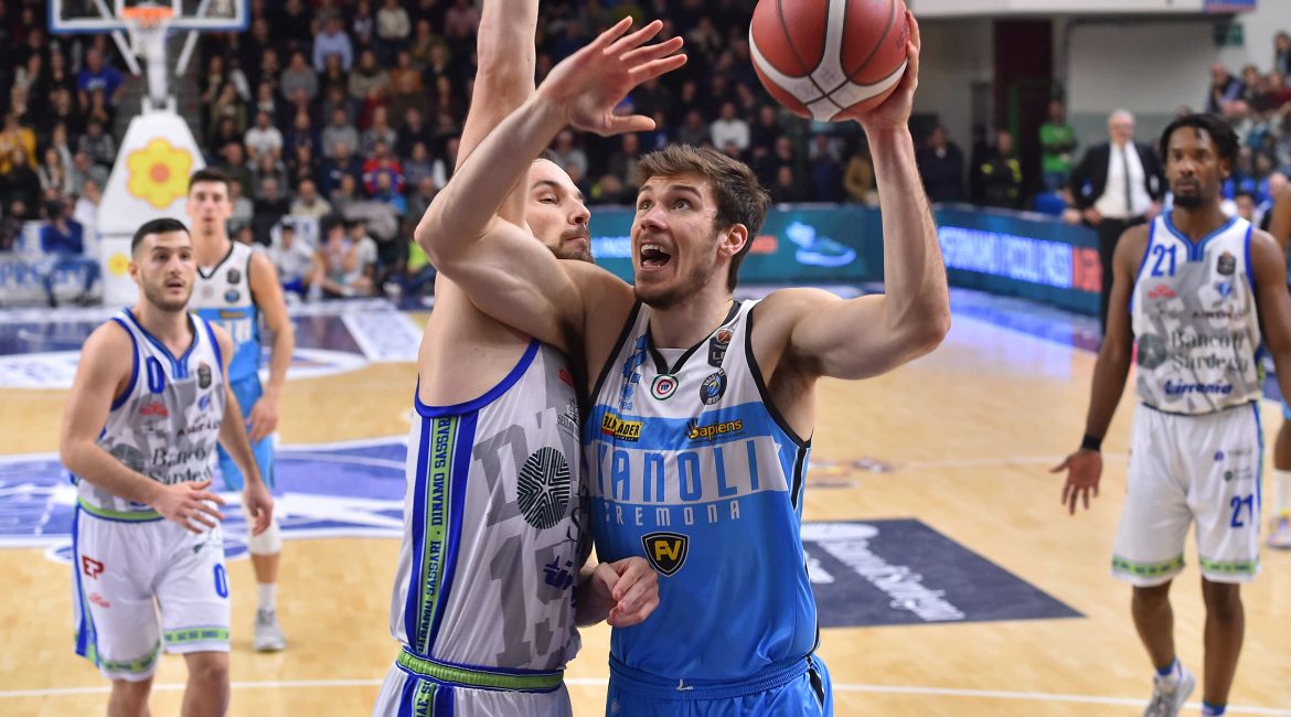 Vanoli sconfitta a Sassari: la Dinamo Banco di impone 84-74