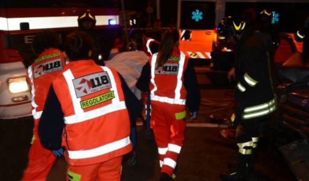 Schianto frontale a Dovera, due ragazzi e una ragazza feriti