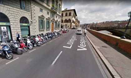 Esce dalla “zona rossa” per un prelievo… lo ritrovano a Firenze
