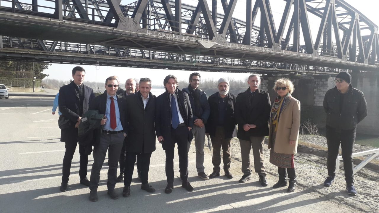 Consegnate ufficialmente dall’AIPo al Comune di Cremona alcune aree di Lungo Po Europa