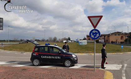 Ancora furbetti: in giro in auto senza motivo, denunciato