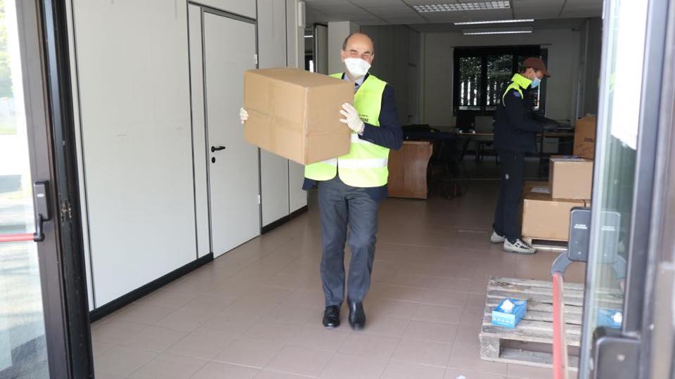 Mascherine a Cremona: come, dove, quando e criteri di distribuzione
