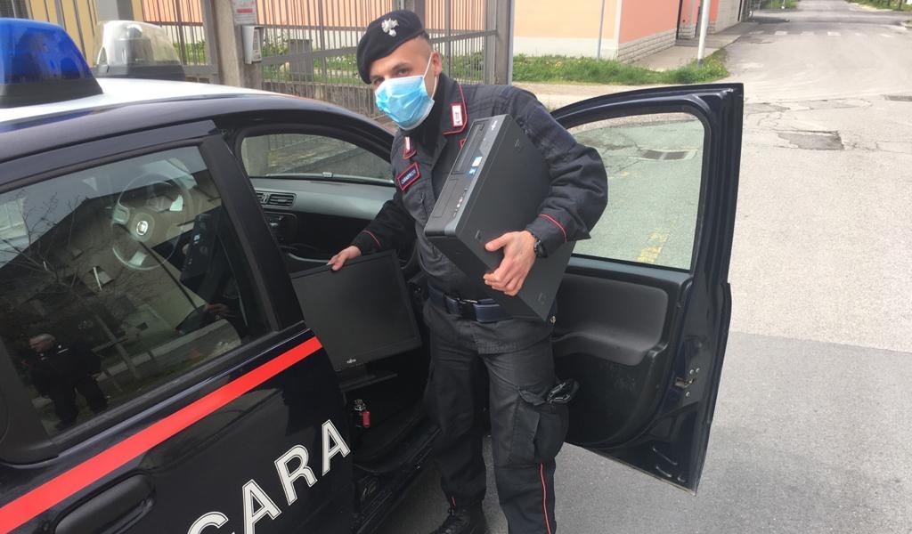 Carabinieri recapitano pc a bambino di Vescovato: ora potrà continuare a seguire le lezioni online