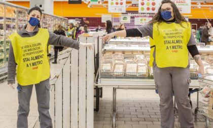 Mantenere la distanza al supermercato: l’iniziativa di Coop