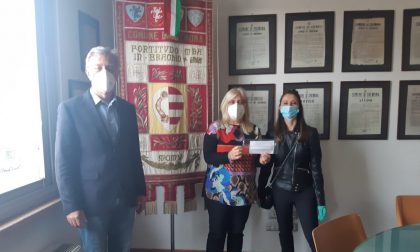 Due ditte di Cremona donano mascherine e  salva orecchie alla Polizia Locale per dire loro "grazie"