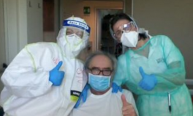 Settanta giorni di lotta contro il Covid in tre ospedali, ma alla fine Angelo ce l’ha fatta