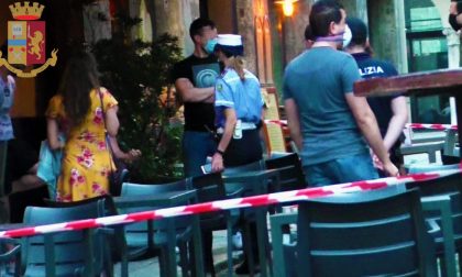 Movida Cremona: minorenni sorpresi a consumare alcolici al bar