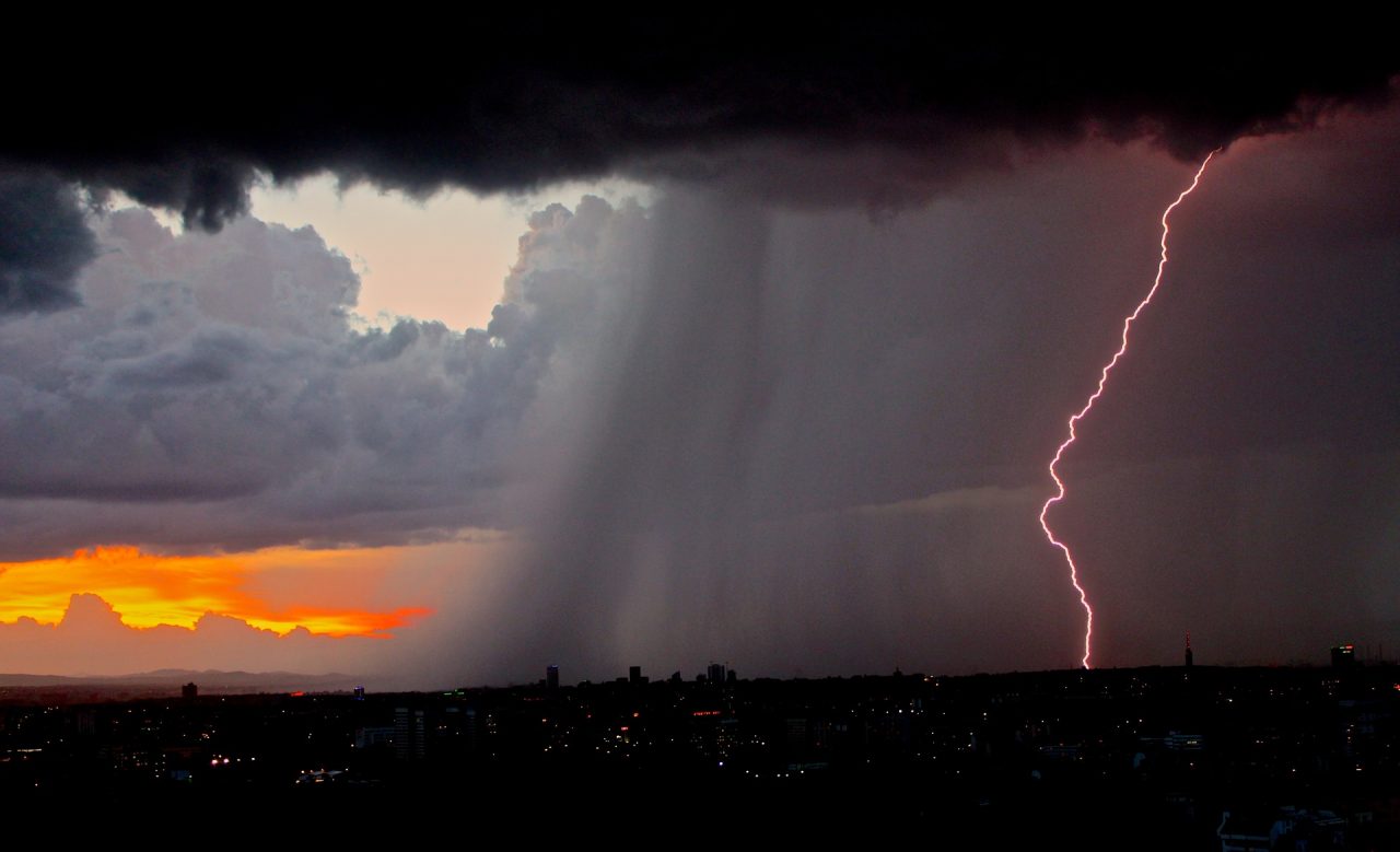 Condizioni meteo in peggioramento: l’allerta meteo passa da gialla ad arancione
