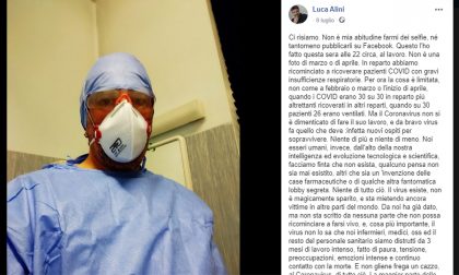 Gli infermieri fanno quadrato attorno al collega cremonese vittima degli haters