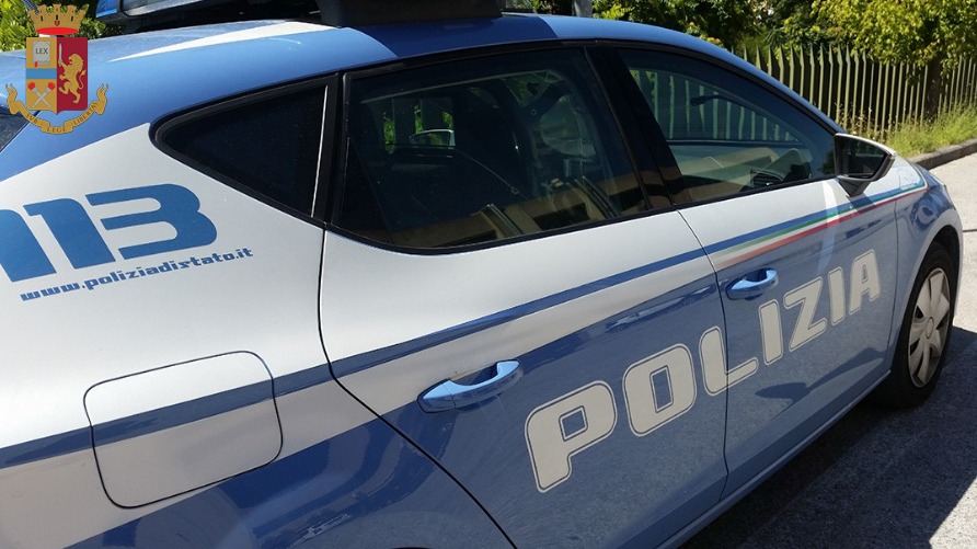 Ricercato per reati contro il patrimonio: rintracciato e portato in carcere