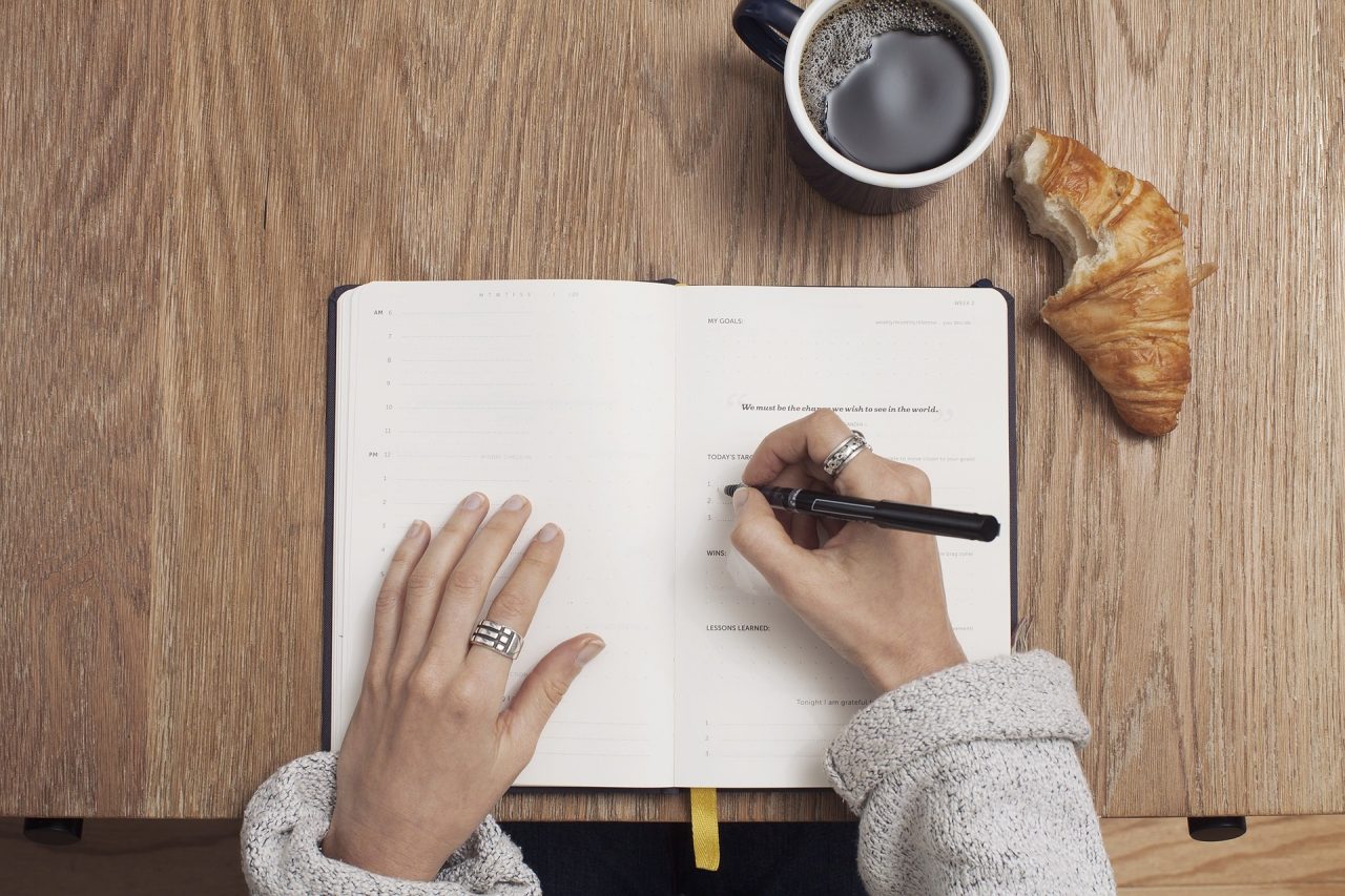 Porte Aperte Festival: concorso di scrittura creativa con “Storie di quartiere”