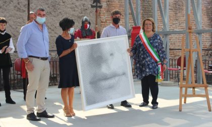 Consegnata l’opera dell’artista cremonese Giorgio Tentolini in dono all’Ospedale di Cremona
