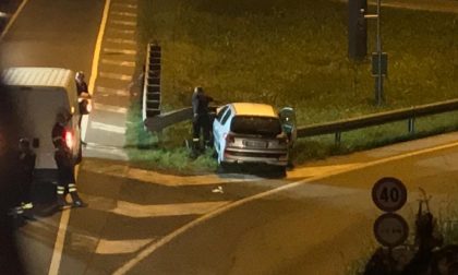 Si schianta contro il guard rail in Tangenziale a Crema FOTO