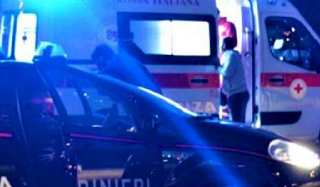 Perde il controllo dell’auto nella notte: muore passeggero 50enne, ferita conducente 31enne
