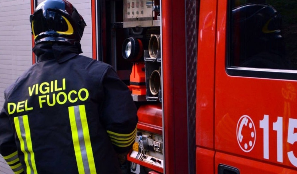 Strano odore dall’appartamento, trovato morto in casa da due giorni