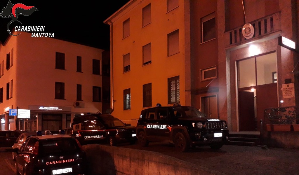 Ruba un furgone e 950 litri di gasolio: “beccato” grazie alle telecamere
