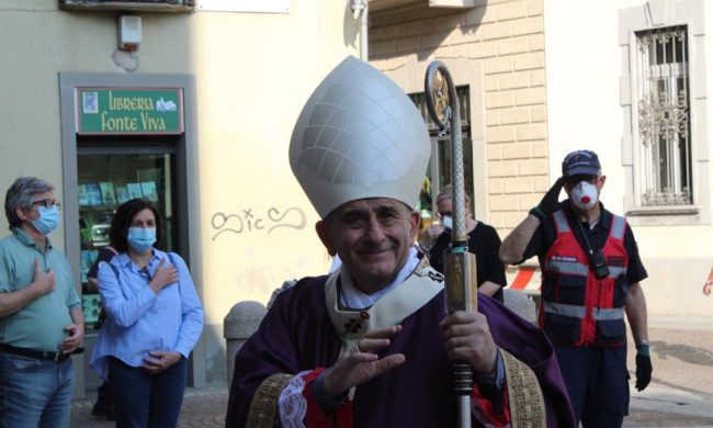 L’Arcivescovo di Milano Mario Delfini è positivo al Covid-19