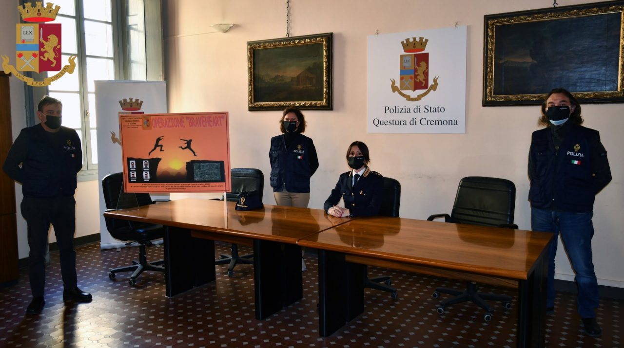 Spedizioni punitive e atti intimidatori per affermare supremazia nel clan: 4 arresti FOTO
