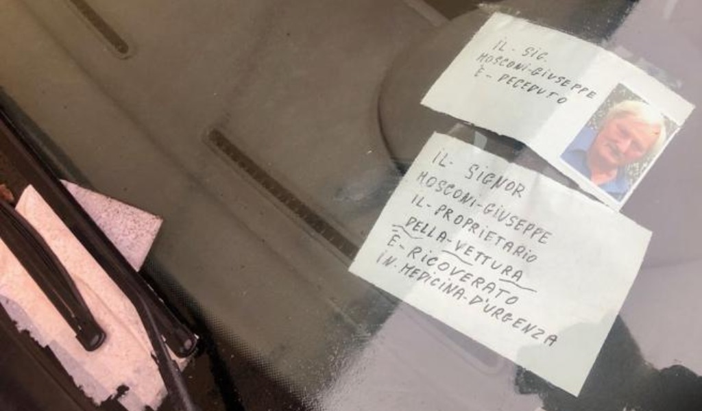 “Il signor Giuseppe è deceduto”: ma nonostante il messaggio sull’auto (in divieto) del defunto piovono le multe