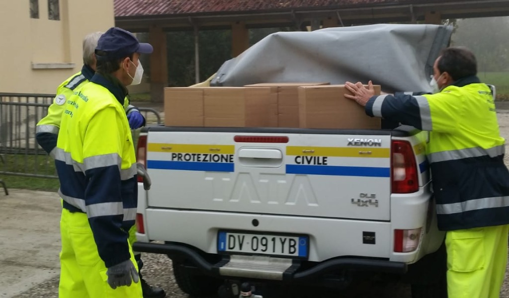 La Protezione Civile consegna kit per tamponi rapidi a 78 medici di base e pediatri del territorio FOTO