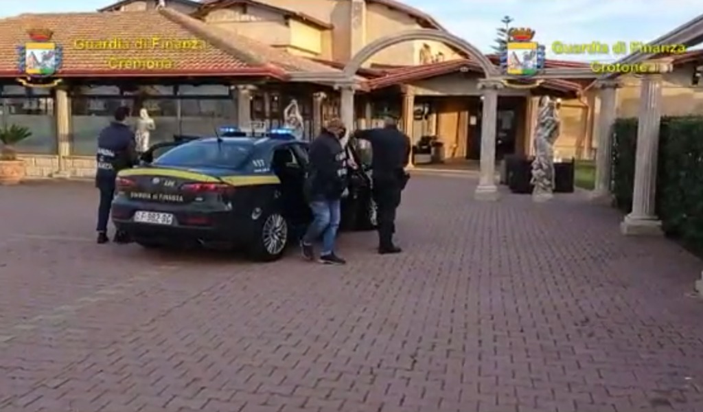 Imprenditore cremonese vittima di usura: confiscati beni per 17 milioni di euro a cosca della ‘ndrangheta VIDEO
