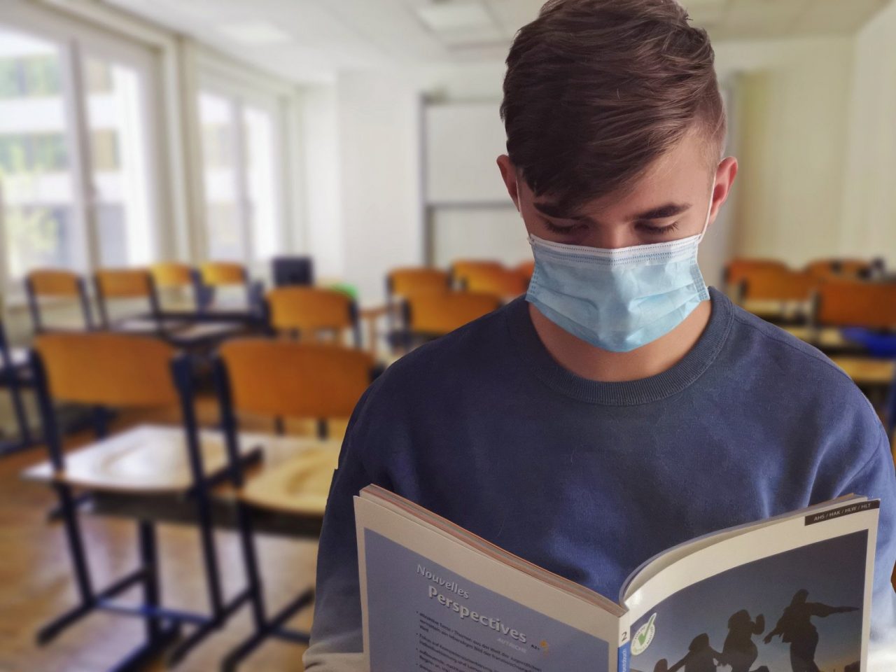 L’appello di 292 genitori e insegnanti: “La scuola sia svincolata dai colori delle regioni”