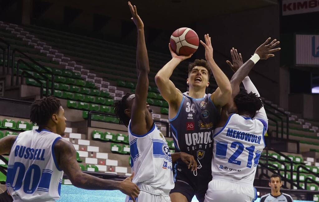 La Vanoli Cremona cede a Treviso 101-90