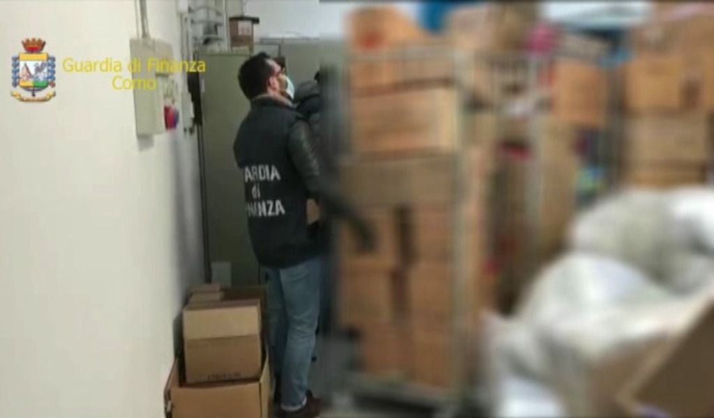 Sequestrata una tonnellata di fuochi d’artificio: due denunciati VIDEO
