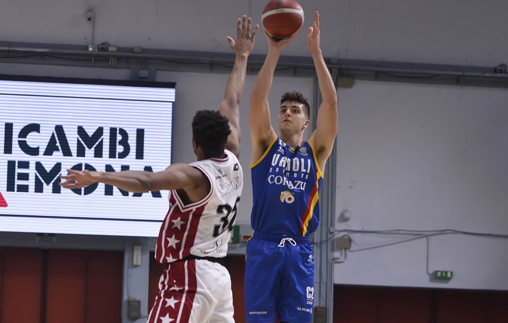 Vanoli Cremona sfiora la vittoria con la capolista Armani Milano