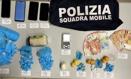 In manette spacciatore di 20 anni trovato con 99 dosi di cocaina