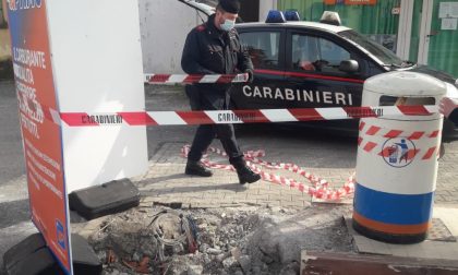 Con un trattore rubato tentano la rapina ma vengono interrotti dai Carabinieri