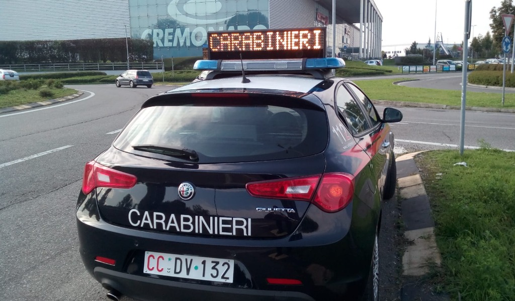 Dipendente infedele trovato con merce rubata nell’armadietto
