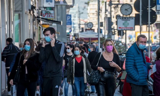 Due nuovi focolai in Lombardia: spaventa anche la variante “milanese”
