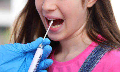 Covid: al via gli screening con test salivari nelle scuole