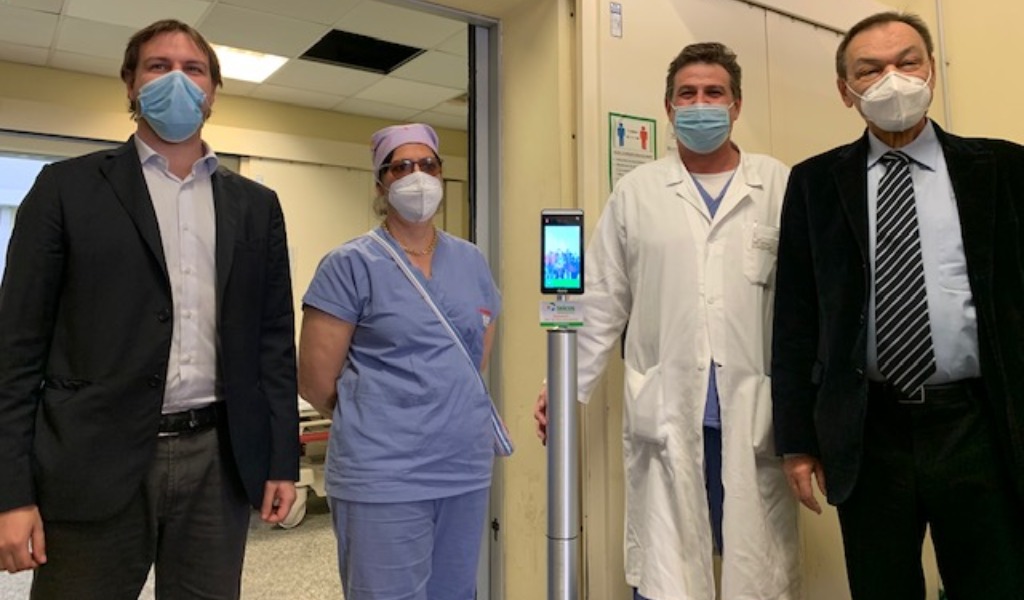 Più sicurezza per utenti e personale: donato un termoscanner all’Ospedale di Crema