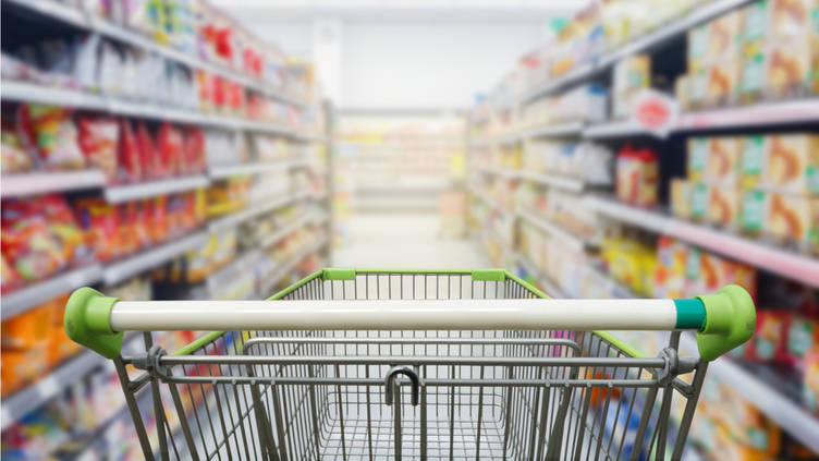 Ruba un portafoglio al supermercato: identificata e denunciata una 51enne