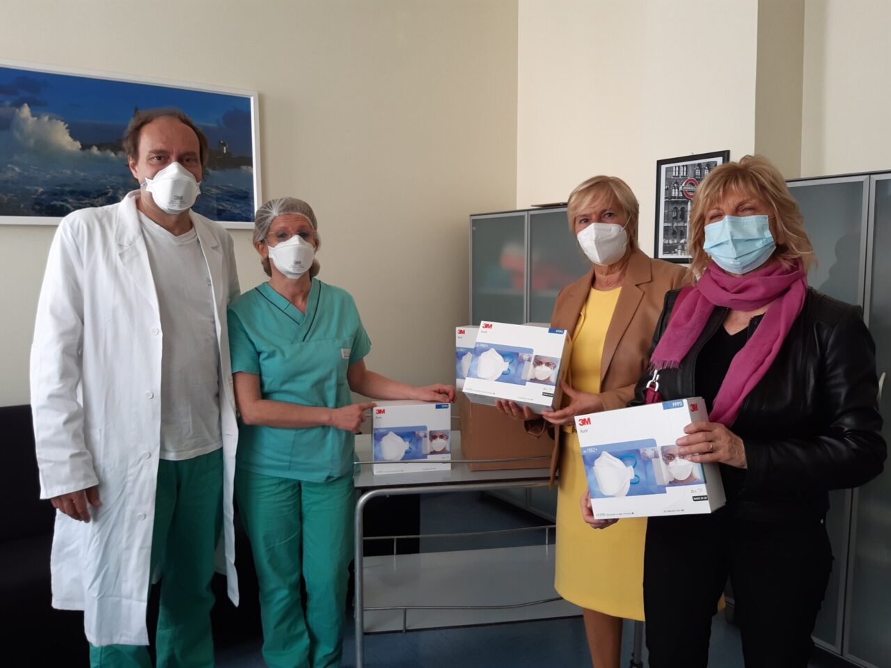 Donate 3mila mascherine FFP2 alla terapia intensiva dell’Ospedale di Cremona