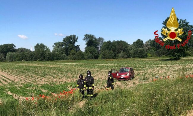 Fuori strada sulla Provinciale, 47enne in ospedale in codice rosso